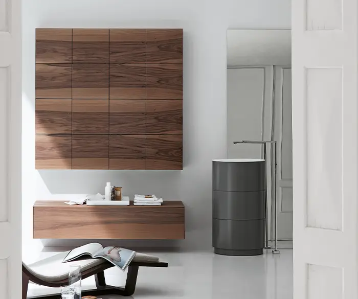 modernes, freistehendes Waschbecken mit Holzschrank von der Rieger – Ihre Bäderschmiede