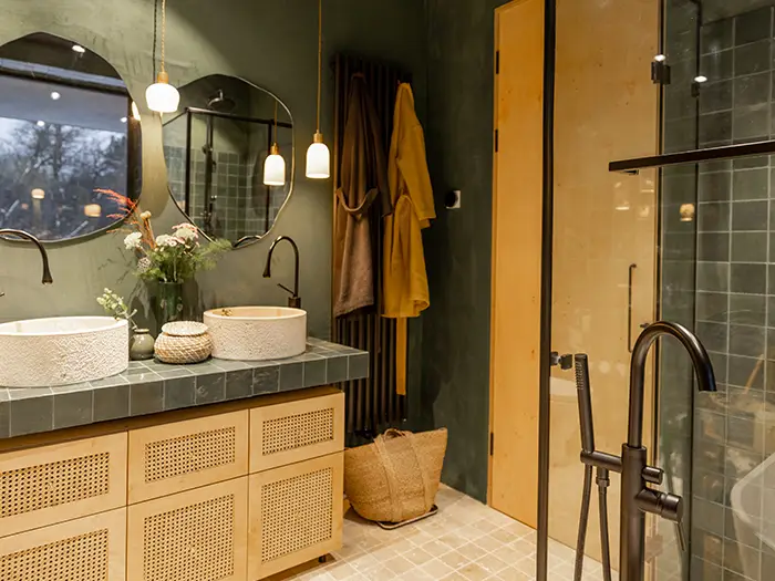 Mehr Raum im Bad | So wirken kleine Bäder größer