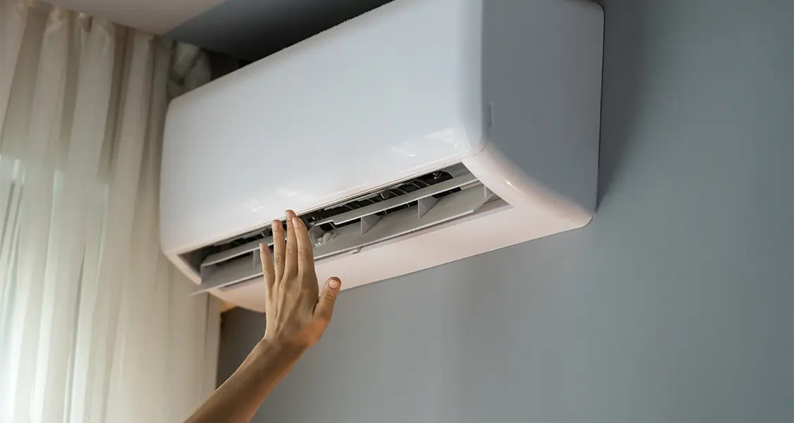 3D Visualisierung eines modernen, hellen Badezimmers von der Rieger – Ihre Bäderschmiede