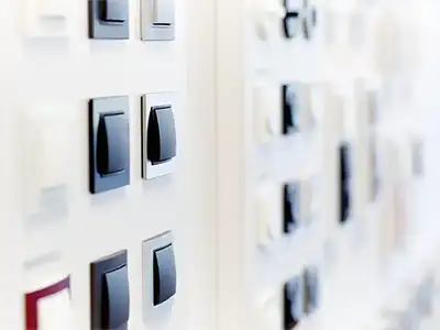 Lichtschalter in verschiedenen Formen und Farben von der Rieger – Ihre Bäderschmiede